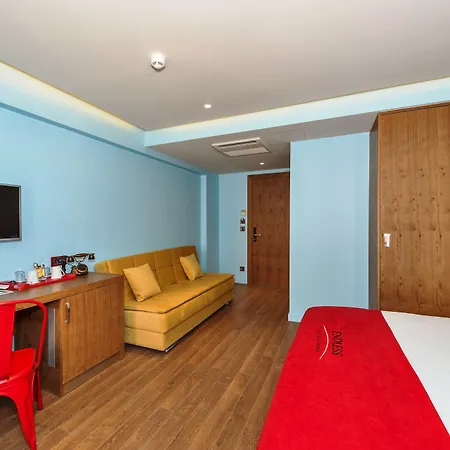 Taksim Nis - Istiklal Street Hotel