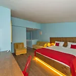 מלון Taksim Nis - Istiklal Street 3*