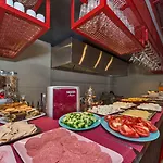 מלון Taksim Nis - Istiklal Street 3*