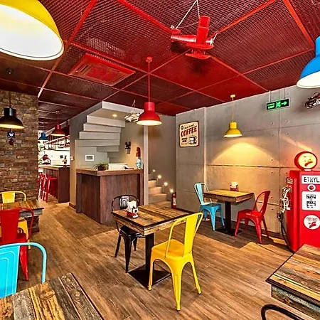 Taksim Nis - Istiklal Street מלון 3*