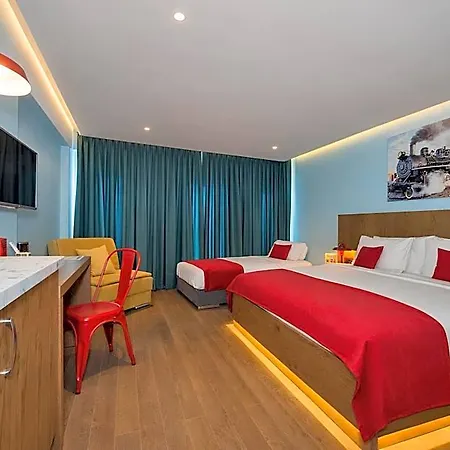 Taksim Nis - Istiklal Street 3*