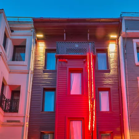 Taksim Nis - Istiklal Street Otel