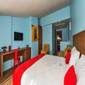 Taksim Nis - Istiklal Street 3* Istanboel