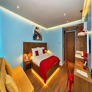 Taksim Nis - Istiklal Street Otel 3*