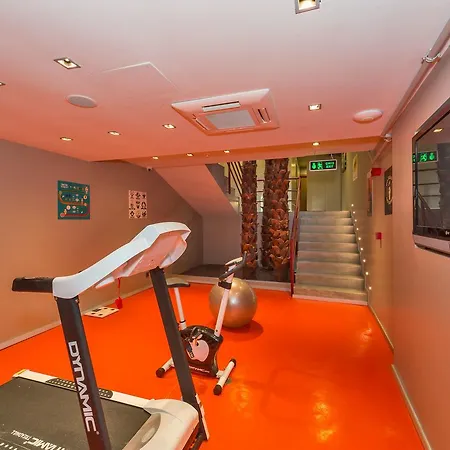 Taksim Nis - Istiklal Street Otel 3*